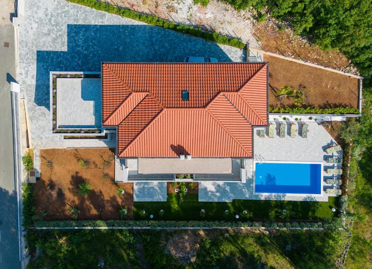 קרק Apartments Paola & Karla With Pool מראה חיצוני תמונה